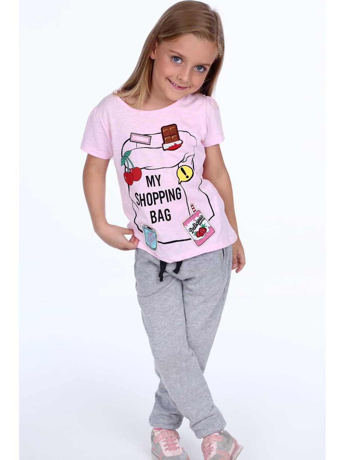 Girls\' T-shirt with patches, light pink NDZ8112 - Online store - Boutique